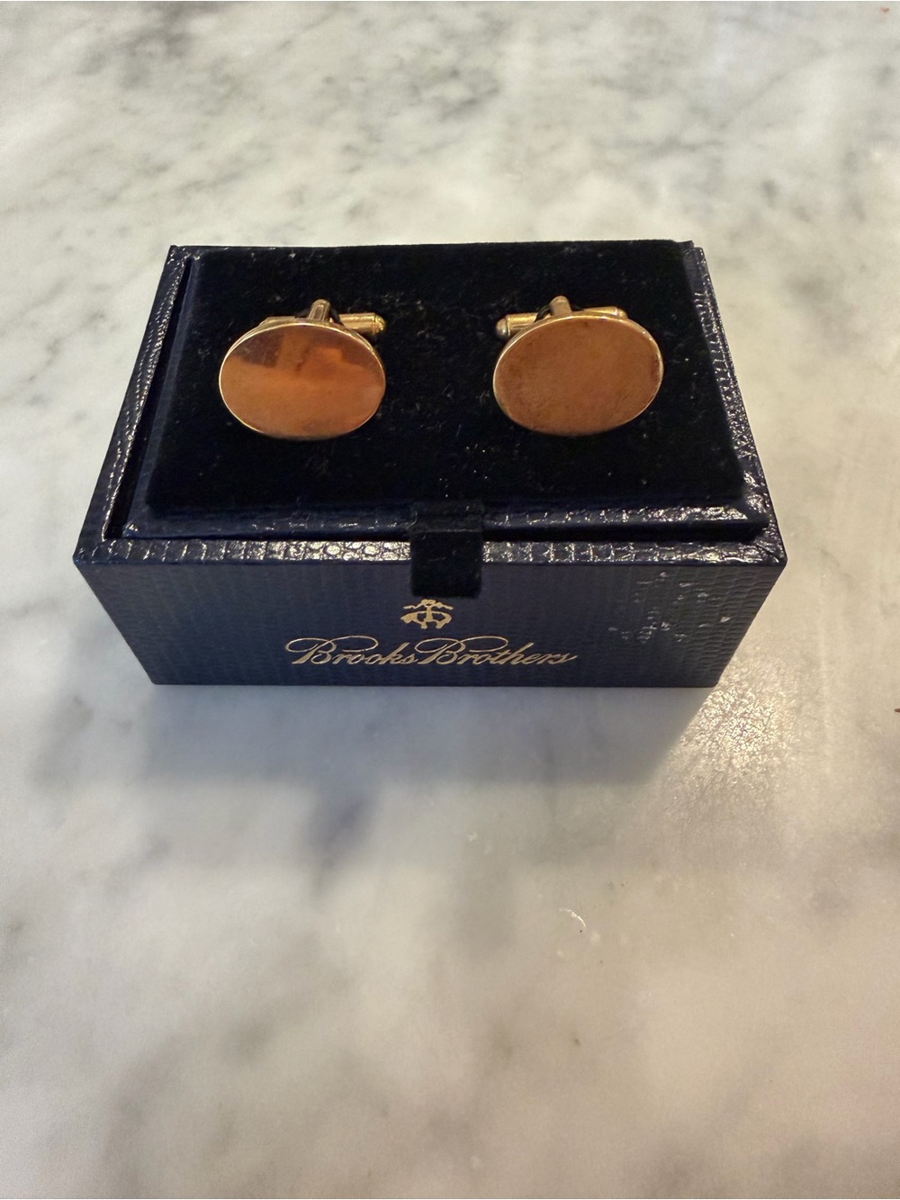 Brooks Brothers Vintage Gold Tone Oval Cuff Links